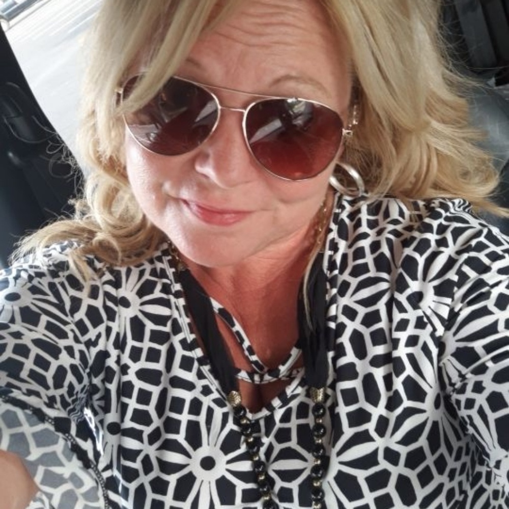 Meet your Posher, Cathy